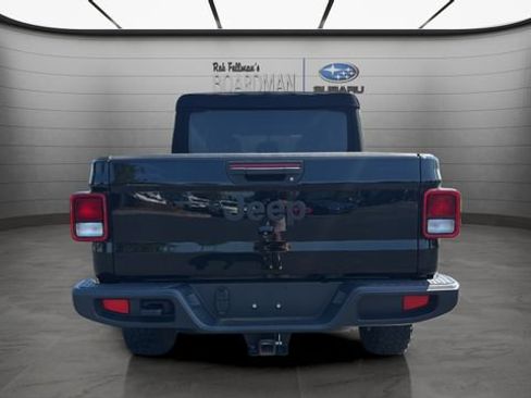 Used 2023 Jeep Gladiator Sport AWD/4WD image 6