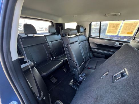 Used 2025 Hyundai Santa Fe SEL image 38