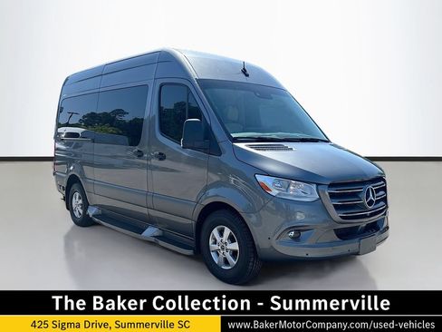 Used 2022 Mercedes-Benz Sprinter 2500 image 1