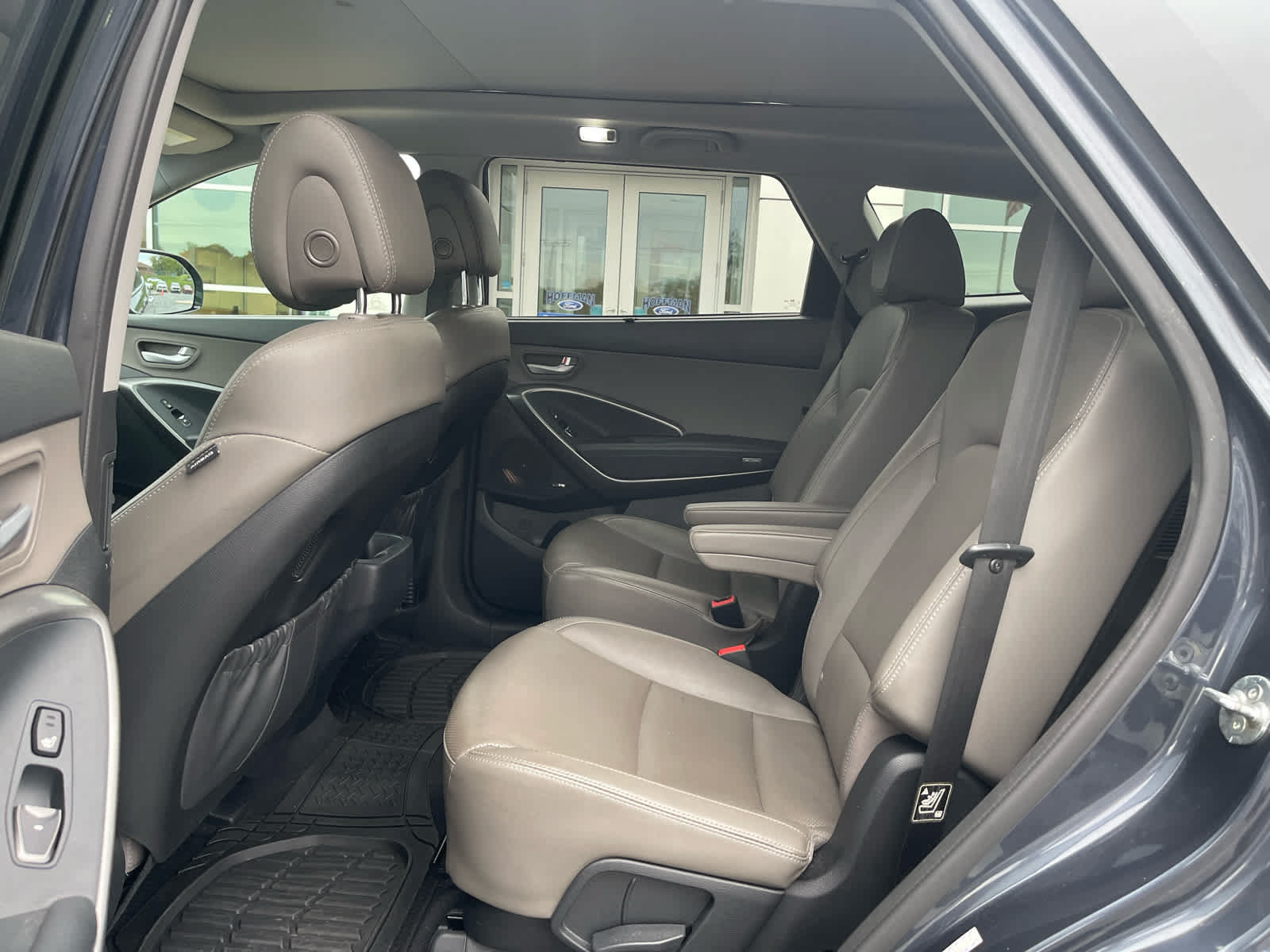 Used 2017 Hyundai Santa Fe Limited AWD/4WD image 13