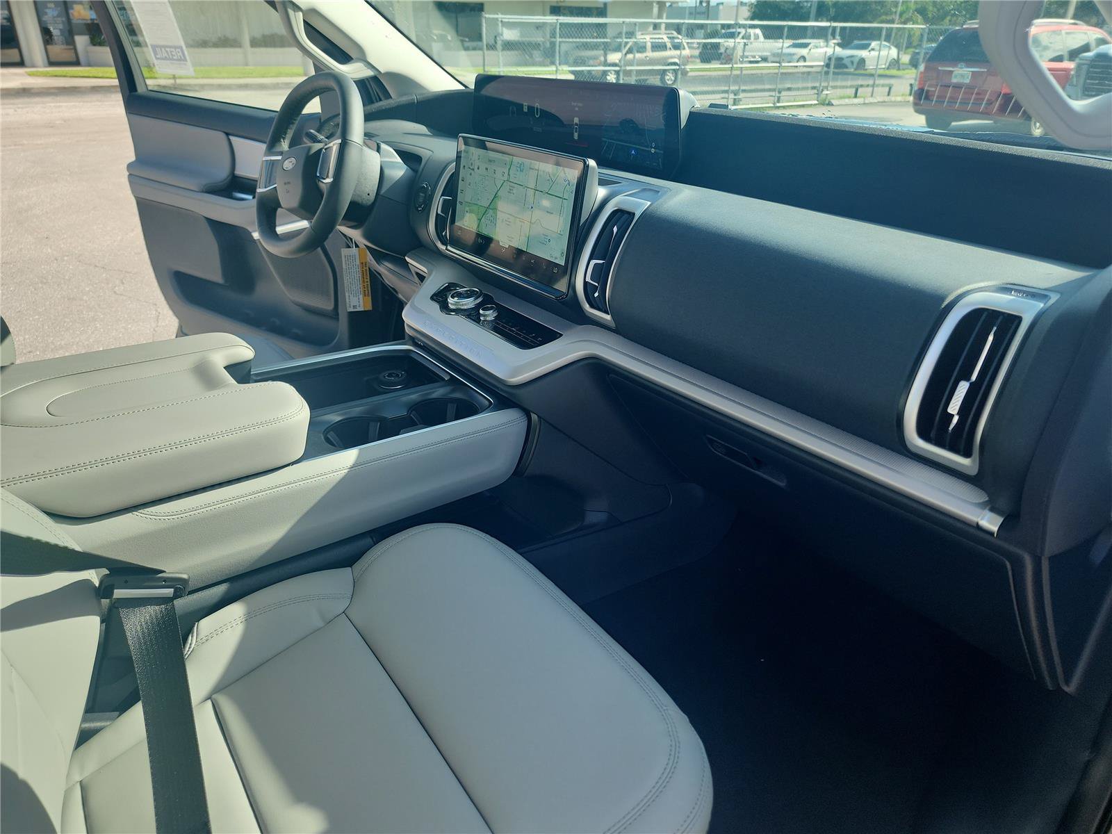 New 2027 Ford Expedition Max Active RWD image 27