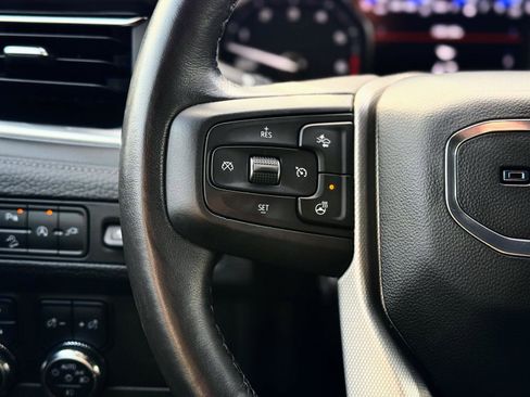 Used 2021 GMC Yukon XL Denali image 18