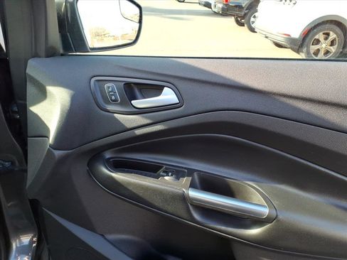 Used 2018 Ford Escape SEL image 13