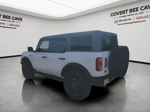 Used 2022 Ford Bronco Black Diamond image 7