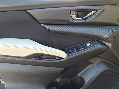 Used 2025 Subaru Ascent Premium image 13