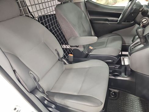 Used 2021 Nissan NV200 SV image 15