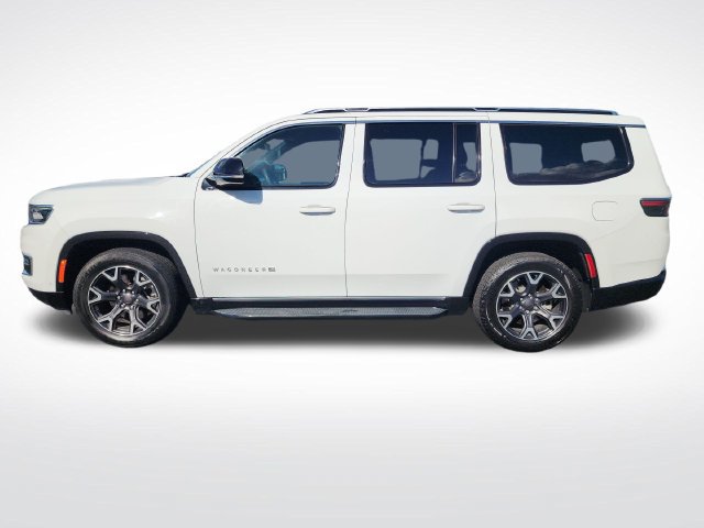 Used 2024 Jeep Wagoneer Series III AWD/4WD image 3