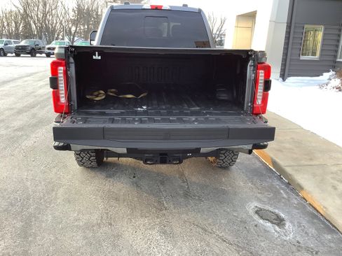 Used 2023 Ford F250 Lariat w/ Lariat Ultimate Package image 7