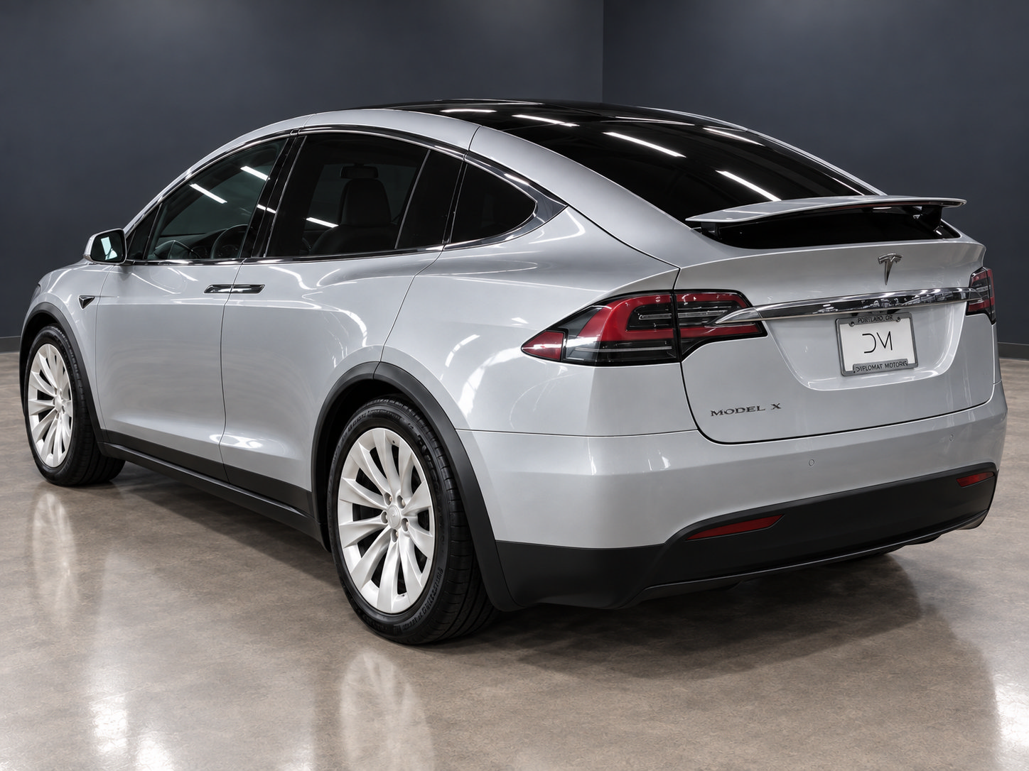 Used 2017 Tesla Model X 75D AWD/4WD image 6