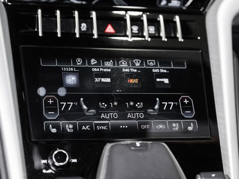 Used 2020 Lamborghini Urus image 38