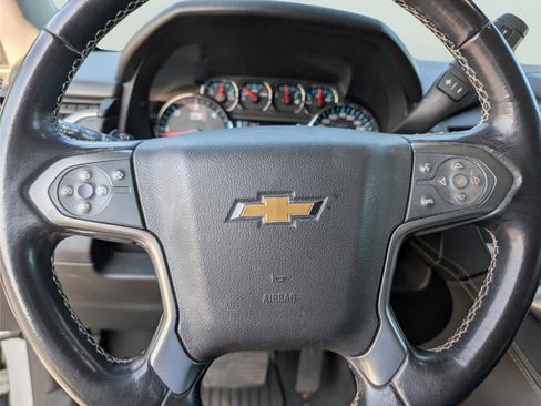 Used 2019 Chevrolet Tahoe LS w/ Enhanced Driver Alert Package RWD image 19