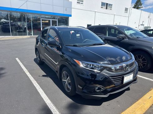 Used 2022 Honda HR-V EX image 2