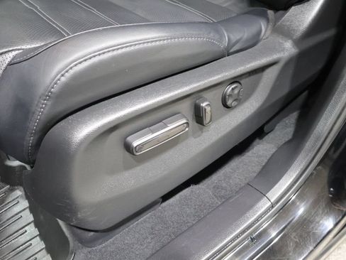 Used 2021 Honda CR-V Touring image 12