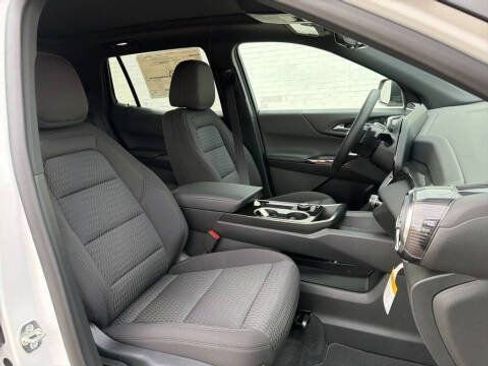 New 2026 Chevrolet Equinox LT w/ Midnight Edition image 10