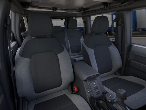 New 2026 Ford Bronco 4-Door AWD/4WD image 10