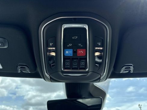 New 2026 Jeep Grand Wagoneer 4WD image 48