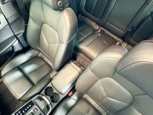 Used 2024 Porsche Macan Turbo image 19