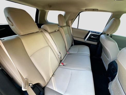 Used 2020 Toyota 4Runner SR5 image 30