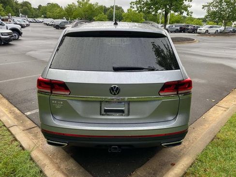 Used 2022 Volkswagen Atlas SE w/ Panoramic Sunroof Package FWD image 32