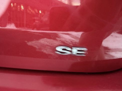 Used 2017 Ford Focus SE image 9