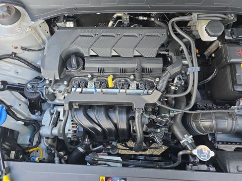 Used 2024 Hyundai Venue SE image 35