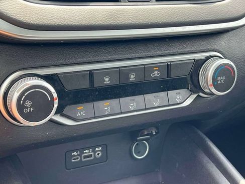 Certified 2022 Nissan Altima 2.5 SV FWD image 32