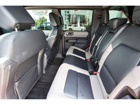 Used 2024 Ford Bronco Wildtrak AWD/4WD image 9