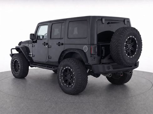 Used 2017 Jeep Wrangler Unlimited Sport w/ Quick Order Package 23S AWD/4WD image 5