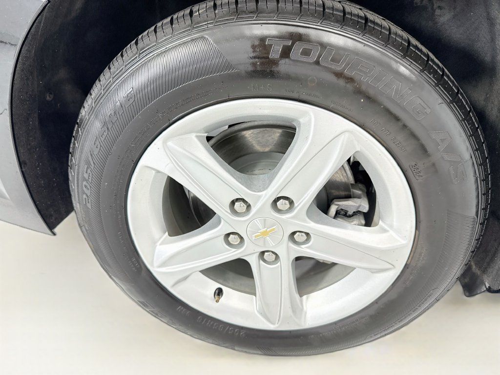 Used 2023 Chevrolet Malibu LS FWD image 31
