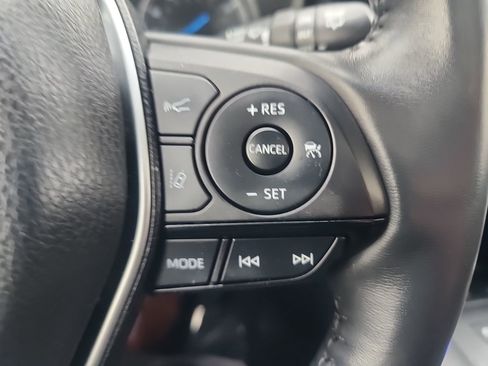 Used 2022 Toyota Venza Limited image 20