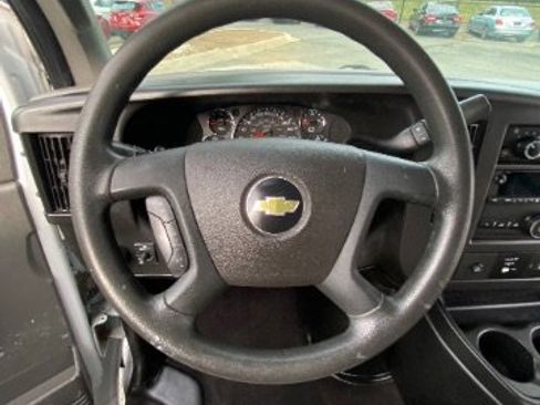 Used 2020 Chevrolet Express 3500 LT w/ LT Preferred Equipment Group RWD image 9