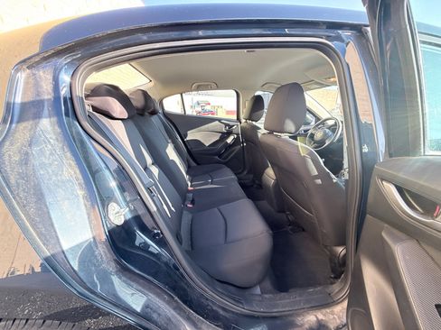 Used 2015 MAZDA MAZDA3 i SV image 12