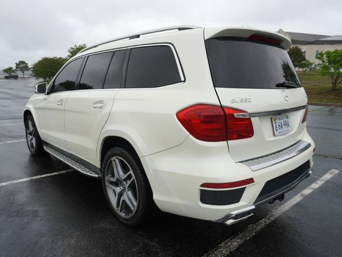 Used 2013 Mercedes-Benz GL 550 4MATIC image 11