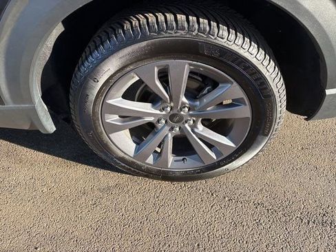 Used 2022 Ford Explorer XLT w/ Equipment Group 202A image 49