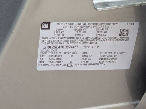 Certified 2024 Buick Envision Avenir image 33