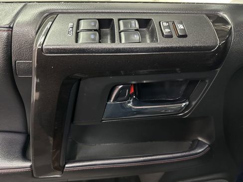 Used 2023 Toyota 4Runner TRD Off-Road Premium w/ Moonroof Package AWD/4WD image 18