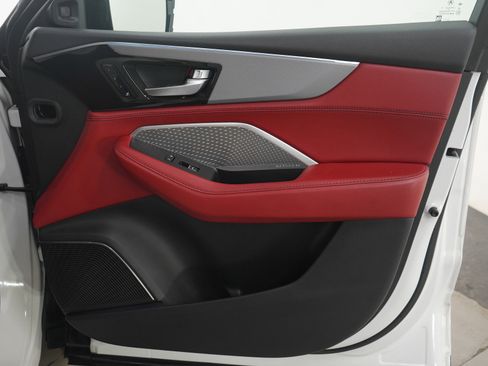 Used 2022 Acura MDX A-Spec image 13