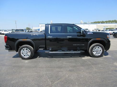 Used 2020 GMC Sierra 2500 Denali w/ Denali Ultimate Package AWD/4WD image 2