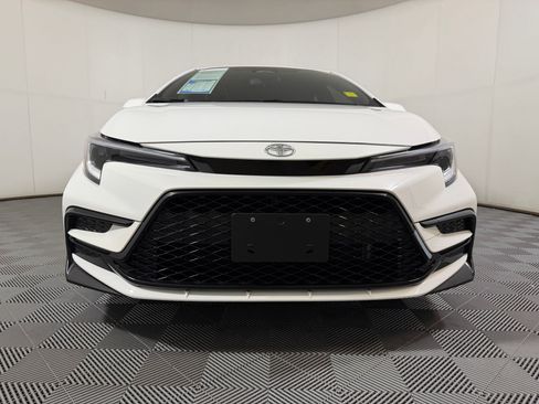 Used 2024 Toyota Corolla SE w/ SE Premium Package FWD image 5
