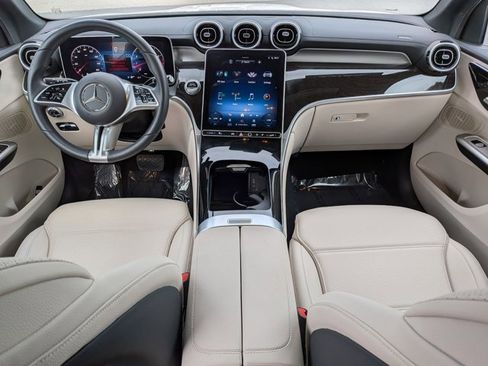 Certified 2024 Mercedes-Benz GLC 300 image 18