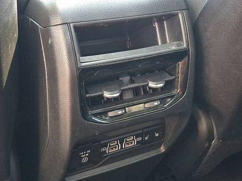 Used 2024 Jeep Grand Cherokee Limited 4xe AWD/4WD image 19