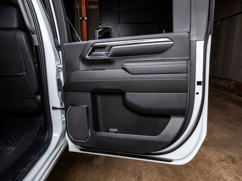 Used 2024 Chevrolet Silverado 2500 LTZ w/ LTZ Premium Package image 37