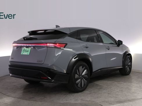 Used 2024 Nissan Ariya AWD image 3