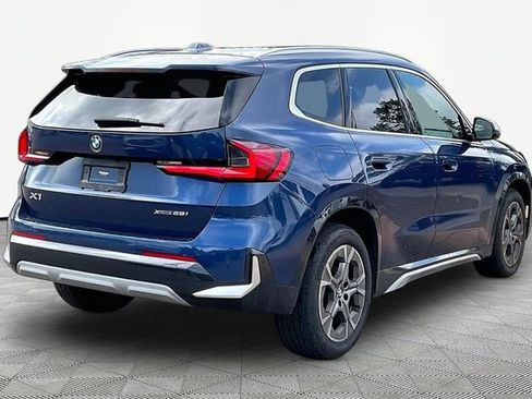 Used 2023 BMW X1 xDrive28i w/ Premium Package AWD/4WD image 5