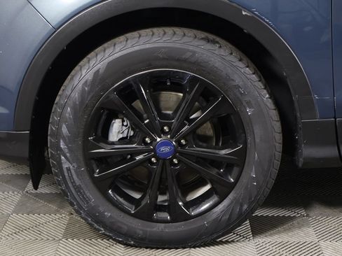 Used 2019 Ford Escape SE FWD image 18