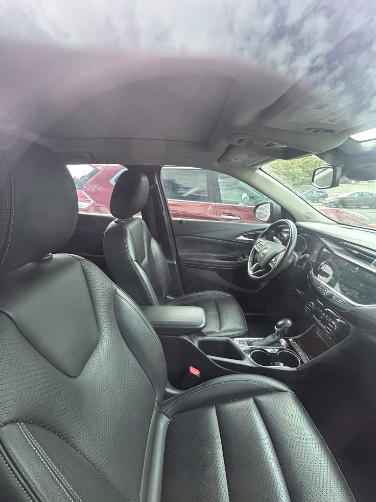 Used 2021 Buick Encore GX Essence w/ Experience Buick Package FWD image 14