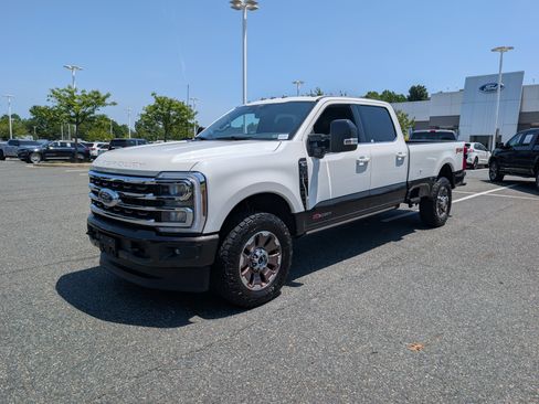 Certified 2025 Ford F350 King Ranch AWD/4WD image 7