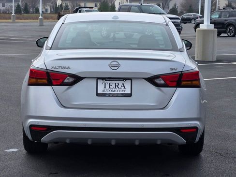Used 2023 Nissan Altima 2.5 SV image 12
