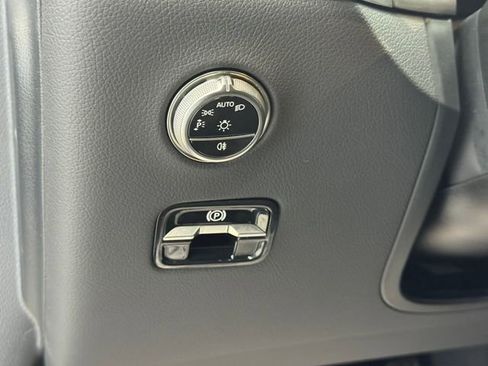 New 2026 Mercedes-Benz GLC 300 image 39