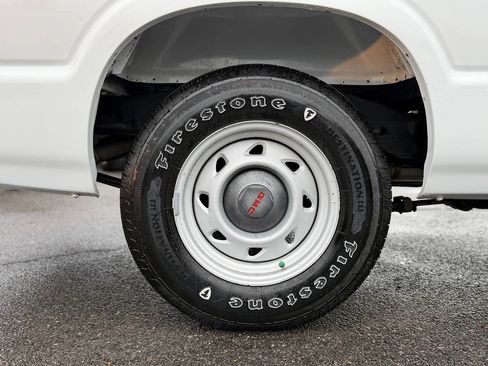 Used 2003 GMC Sonoma SL w/ Convenience Package image 35